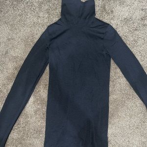 Lulu lemon turtle neck